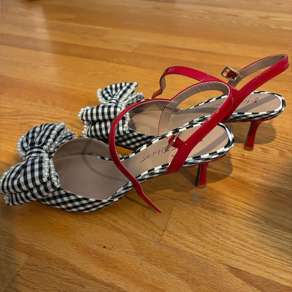 NEW Betsey Johnson Emely Gingham Heels